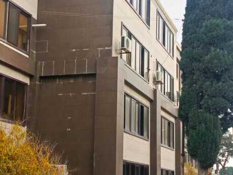 Yasamalda 3 otaqlı köhnə tikili mənzil satılır, 110 m², 270 000 AZN, şəkil 2 / 12