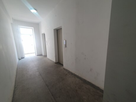 2-room new-build apartment for rent in Qara Qarayev, 70 m², 700 AZN/mo, photo 2 / 12