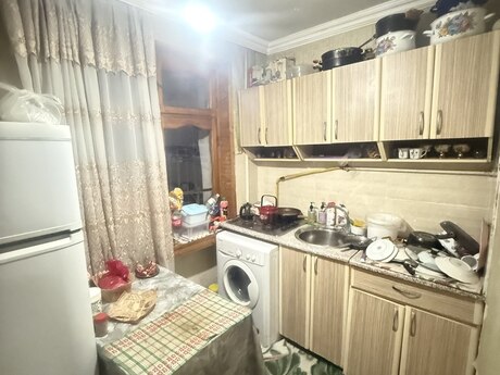 1-room old-build apartment for sale in Həzi Aslanov, 35 m², 101 000 AZN, photo 3 / 6