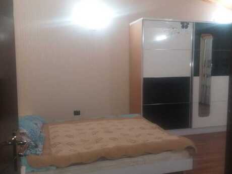 Sahildə 3 otaqlı köhnə tikili mənzil kirayə verilir, 70 m², 1 200 AZN/ay, şəkil 5 / 12