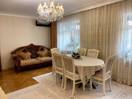4-room old-build apartment for rent in Bakıxanov, 120 m², 800 AZN/mo, photo 4 / 12