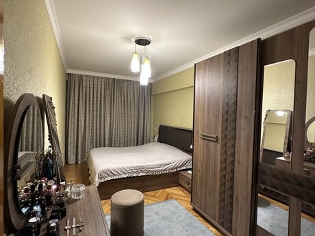 İnşaatçılarda 2 otaqlı köhnə tikili mənzil satılır, 120 m², 255 000 AZN, şəkil 4 / 12
