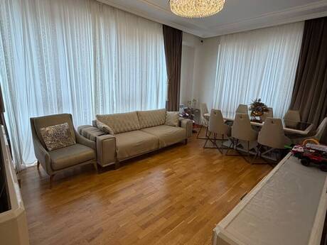 2 otaq · 68 m² · 4/17 mərtəbə, Neftçilər