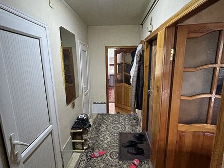 Yeni Günəşlidə 2 otaqlı köhnə tikili mənzil satılır, 60 m², 117 999 AZN, şəkil 2 / 6