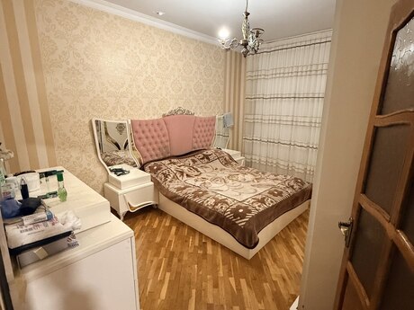 Nəsimidə 3 otaqlı köhnə tikili mənzil satılır, 62,9 m², 210 000 AZN, şəkil 3 / 12
