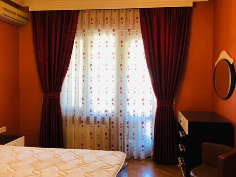 3-room old-build apartment for rent in Nizami, 80 m², 950 AZN/mo, photo 5 / 12