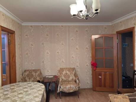 2-room old-build apartment for rent in İnşaatçılar, 60 m², 599 AZN/mo, photo 3 / 8