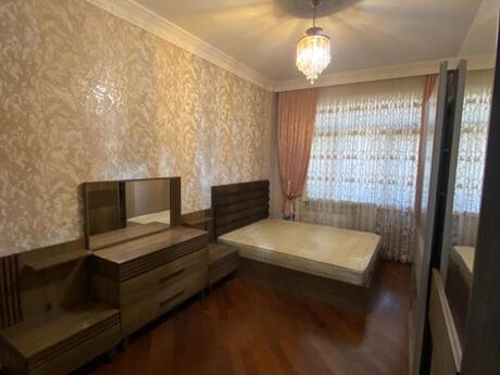 İnşaatçılarda 3 otaqlı yeni tikili mənzil kirayə verilir, 130 m², 800 AZN/ay, şəkil 4 / 12