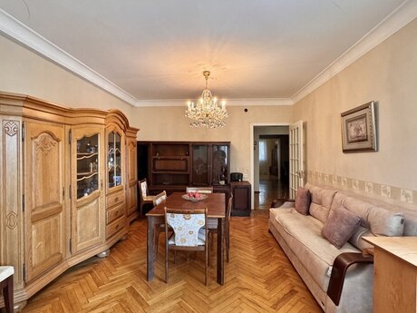 Nizamidə 3 otaqlı köhnə tikili mənzil satılır, 100 m², 280 000 AZN, şəkil 3 / 12