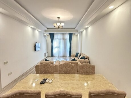 Pilot Residence kompleksində 2 otaqlı yeni tikili mənzil kirayə verilir, 70 m², 1 050 AZN/ay, şəkil 3 / 7