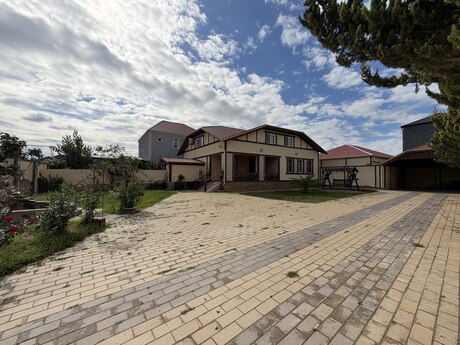 Mərdəkanda 3 otaqlı həyət evi satılır, 200 m², 290 000 AZN, şəkil 2 / 12