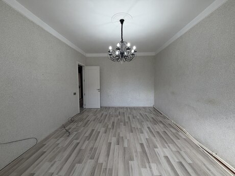 Qara Qarayevdə 3 otaqlı köhnə tikili mənzil satılır, 80 m², 235 000 AZN, şəkil 5 / 12