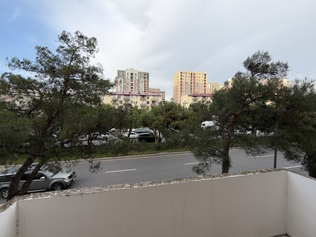 3 otaqlı mənzil, 80 m², Qara Qarayev, 235 000 AZN
