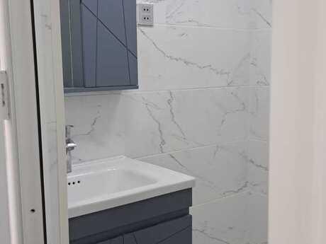 Azadlıq Prospektidə 3 otaqlı köhnə tikili mənzil satılır, 65 m², 175 000 AZN, şəkil 2 / 12