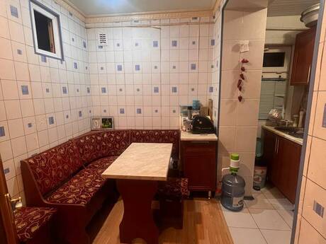 İnşaatçılarda 2 otaqlı köhnə tikili mənzil satılır, 75 m², 255 000 AZN, şəkil 4 / 12