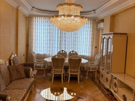 2 otaq · 94 m² · 4/14 mərtəbə, 8-ci mikrorayon