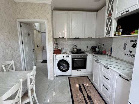 Elan №6536376 - Bakı, İnşaatçılar m., 2 otaqlı, 65 m², 2/9 mərtəbə