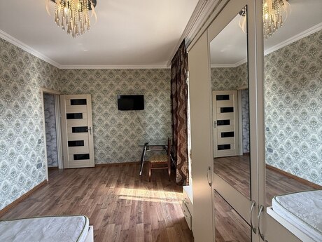 Сдаётся 1-комнатная квартира в старом фонде, Xalqlar Dostluğu, 45 м², 500 AZN/мес, фото 3 / 12