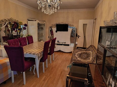Продаётся 2-комнатная квартира в старом фонде, Əhmədli, 48 м², 185 000 AZN, фото 2 / 10