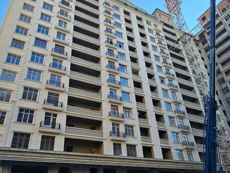 2 otaq · 84 m² · 8/17 mərtəbə, Araz 2011 A