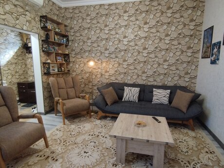 Əmircanda 4 otaqlı həyət evi satılır, 101 m², 192 000 AZN, şəkil 2 / 12