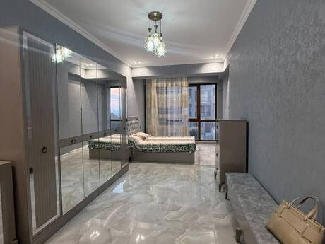 2-room old-build apartment for sale in Əhmədli, 68 m², 217 000 AZN, photo 4 / 12