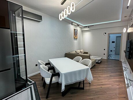 Elan №6536504 - Bakı, Gənclik m., 3 otaqlı, 90 m², 12/17 mərtəbə