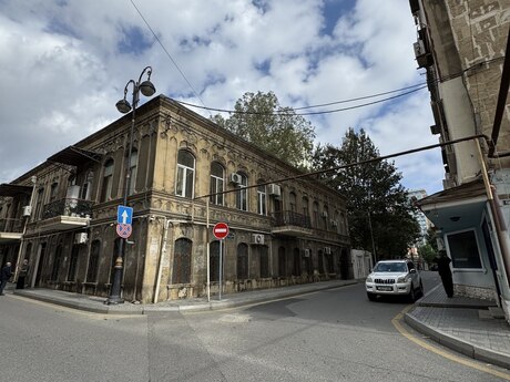 Nizamidə 4 otaqlı köhnə tikili mənzil satılır, 138 m², 420 000 AZN, şəkil 2 / 12