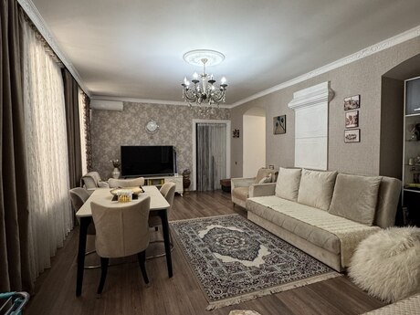 Nizamidə 4 otaqlı köhnə tikili mənzil satılır, 138 m², 420 000 AZN, şəkil 4 / 12