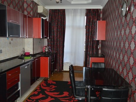 Объявление №6536573 - Баку, м. Иншаатчылар, 4-комн., 150 м², 6/25 этаж