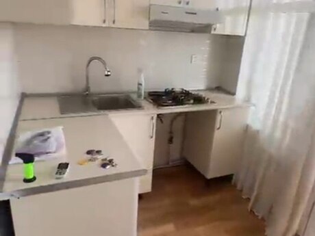 İnşaatçılarda 5 otaqlı köhnə tikili mənzil kirayə verilir, 110 m², 800 AZN/ay, şəkil 2 / 8