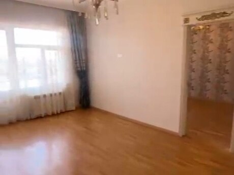 İnşaatçılarda 5 otaqlı köhnə tikili mənzil kirayə verilir, 110 m², 800 AZN/ay, şəkil 3 / 8