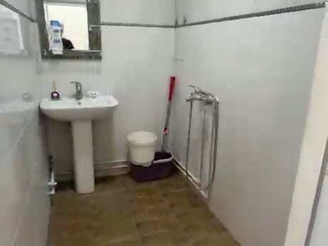 İnşaatçılarda 5 otaqlı köhnə tikili mənzil kirayə verilir, 110 m², 800 AZN/ay, şəkil 4 / 8