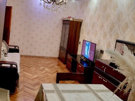4-room old-build apartment for sale in Azadlıq Prospekti, 90 m², 255 000 AZN, photo 3 / 11