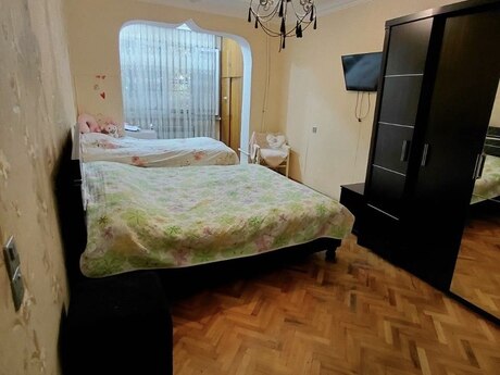 4-room old-build apartment for sale in Azadlıq Prospekti, 90 m², 255 000 AZN, photo 4 / 11