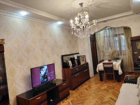 4-room old-build apartment for sale in Azadlıq Prospekti, 90 m², 255 000 AZN, photo 2 / 11