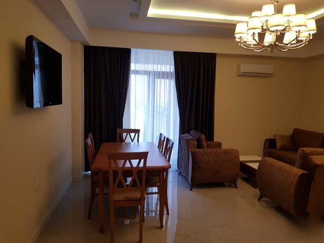 Elan №6536605 - Bakı, Elmlər Akademiyası m., 3 otaqlı, 105 m², 10/18 mərtəbə