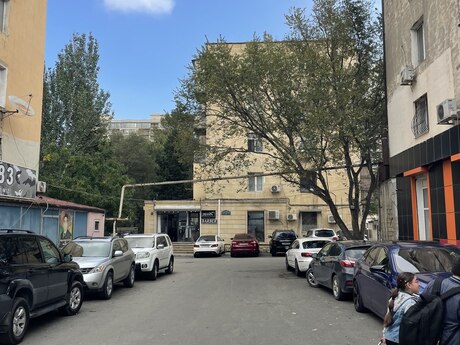 4-room old-build apartment for sale in Elmlər Akademiyası, 80 m², 255 000 AZN, photo 4 / 12