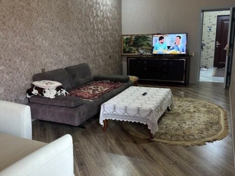 Elan №6536597 - Bakı, Nərimanov r., 2 otaqlı, 70 m², 12/18 mərtəbə