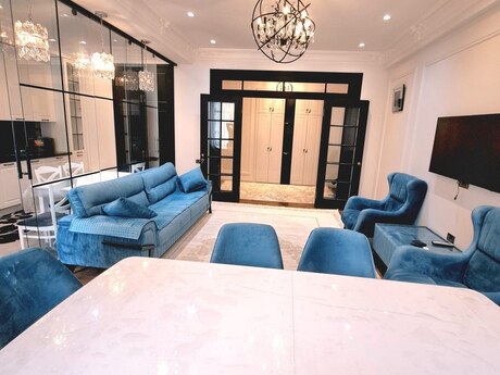 Elan №6536724 - Bakı, Elmlər Akademiyası m., 3 otaqlı, 120 m², 12/16 mərtəbə