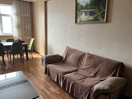 Bakıxanovda 2 otaqlı yeni tikili mənzil kirayə verilir, 95 m², 700 AZN/ay, şəkil 2 / 12