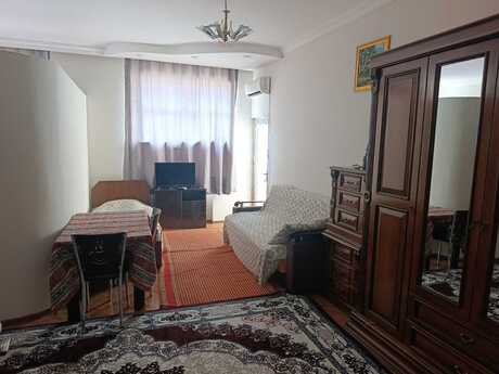 1-комнатная квартира, 60 м², Qara Qarayev, 500 AZN