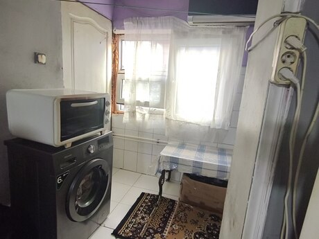 1-room old-build apartment for rent in Elmlər Akademiyası, 30 m², 550 AZN/mo, photo 4 / 5