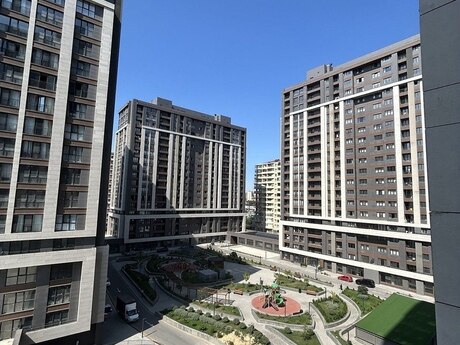 3 otaq · 130 m²