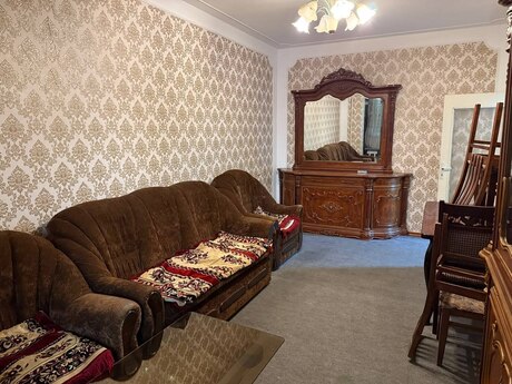 Объявление №6537013 - Баку, Бинагадинский р., 3-комн., 80 м², 2/9 этаж