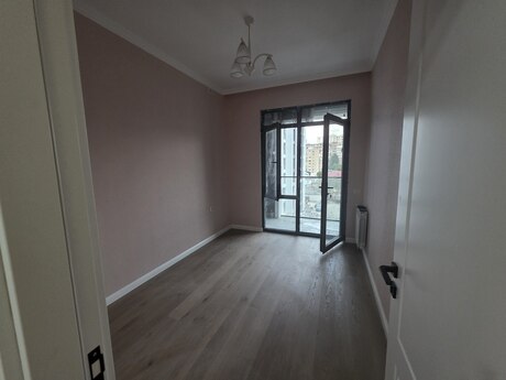 3-room new-build apartment for rent in Sky Home residence, 80 m², 990 AZN/mo, photo 5 / 12