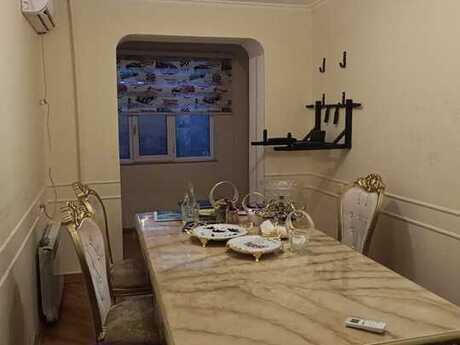 Binəqədidə 3 otaqlı köhnə tikili mənzil kirayə verilir, 100 m², 750 AZN/ay, şəkil 4 / 12