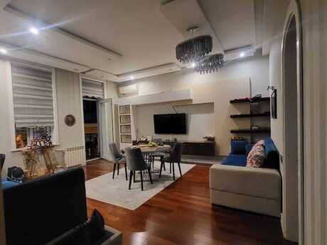 Sahildə 3 otaqlı köhnə tikili mənzil kirayə verilir, 70 m², 1 000 AZN/ay, şəkil 4 / 12