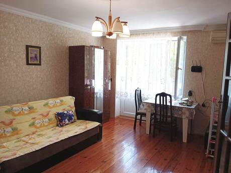 Nəsimidə 2 otaqlı köhnə tikili mənzil satılır, 50 m², 188 000 AZN, şəkil 2 / 12