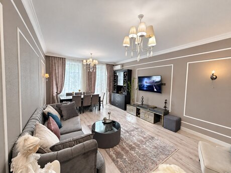 2-room old-build apartment for sale in 28 May, 64 m², 300 000 AZN, photo 2 / 12
